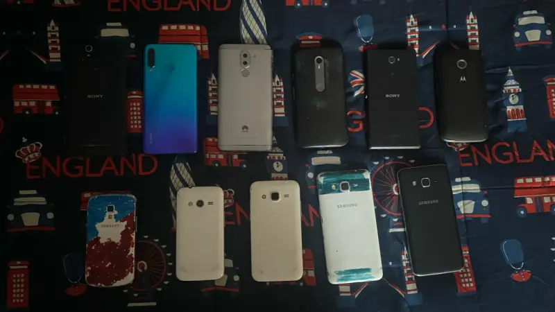 Lote de celulares usados varias marcas - 2