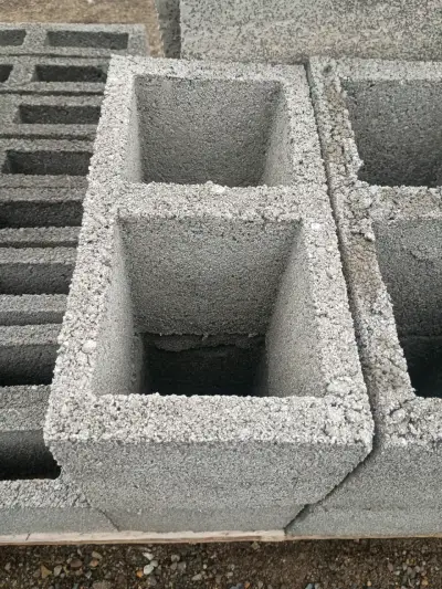 Bloques de cemento para construcción - miniatura 3
