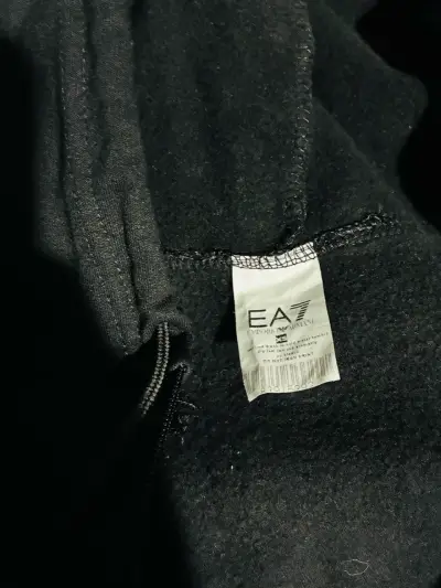 Polerón con capucha Emporio Armani EA7 negro - miniatura 5