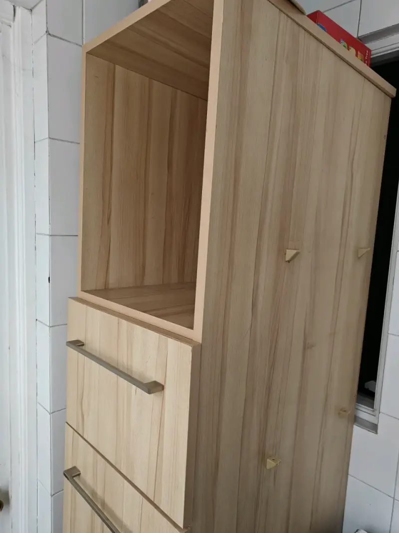 Mueble de cocina de madera con estante - 3