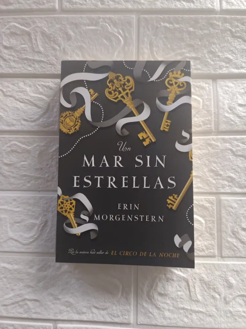 Libro 'Un Mar Sin Estrellas' de Erin Morgenstern