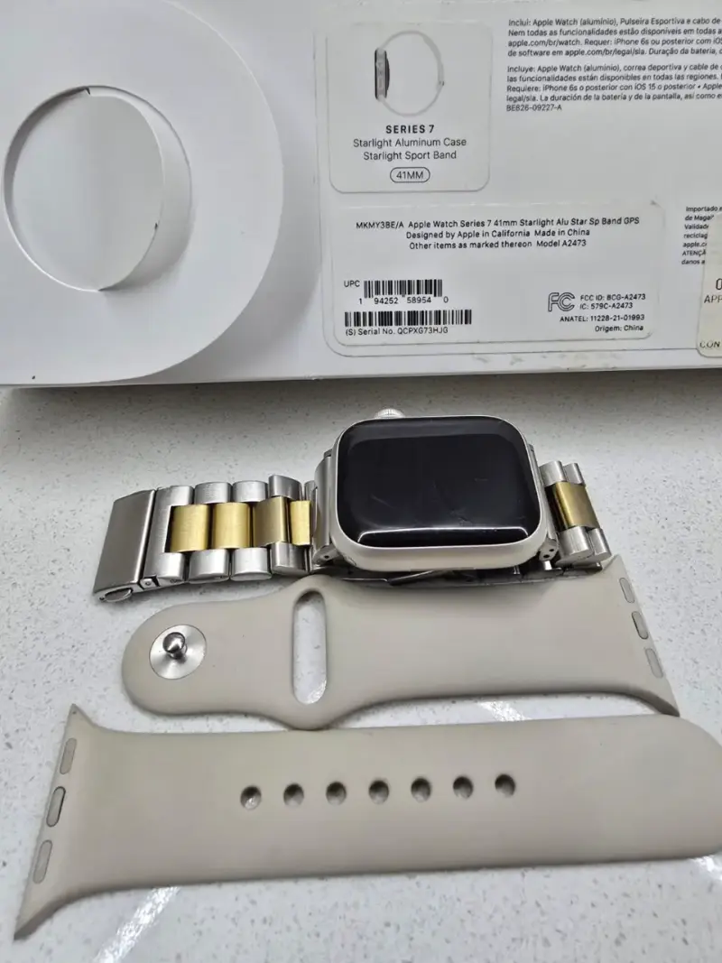 Apple Watch Series 7 con correas intercambiables - 1