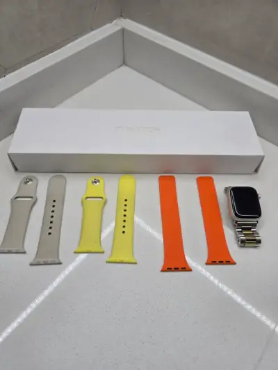 Apple Watch Series 7 con correas intercambiables - miniatura 3