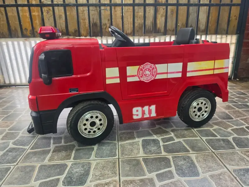 Camión de Bomberos Eléctrico para Niños - 3
