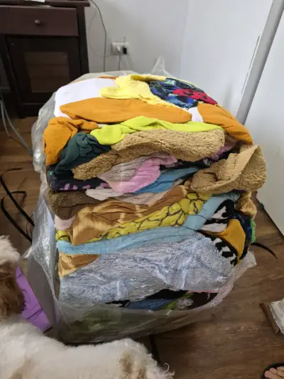 Lote de pijamas y disfraces para adultos y niños - miniatura 2