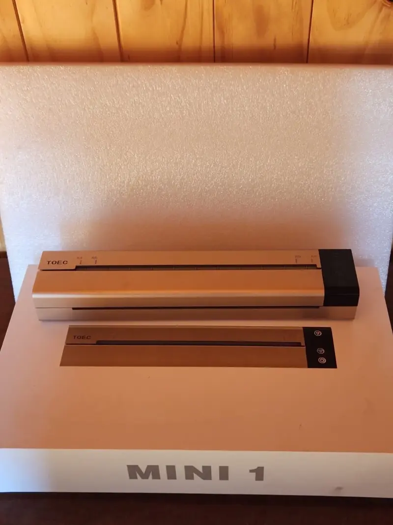 Laminadora Mini 1 TOEC compacta - 1