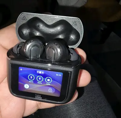 Audífonos inalámbricos JBL TOUR PRO 3 - miniatura 4