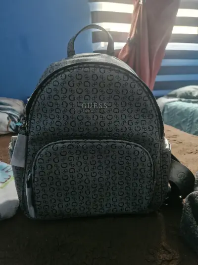 Mochila Guess - miniatura 1
