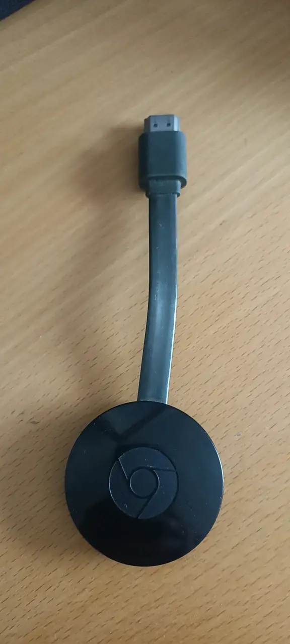 Chromecast HDMI streaming media player