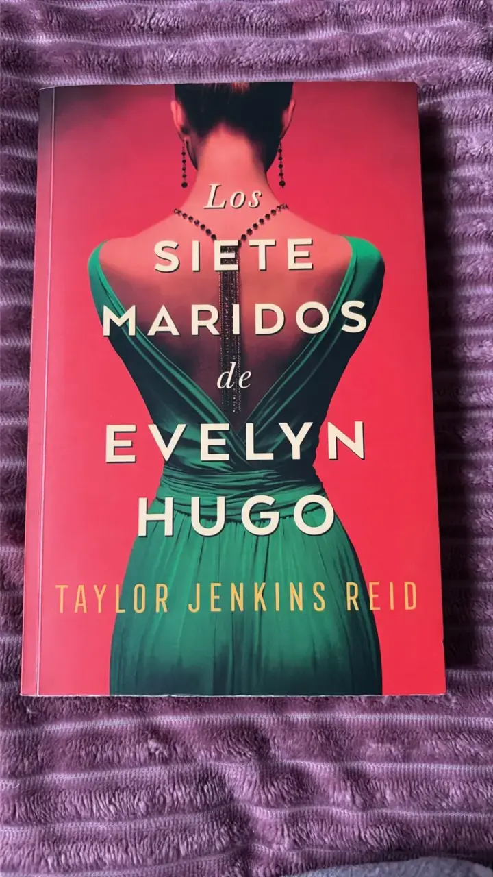 Libro Los Siete Maridos de Evelyn Hugo - 1