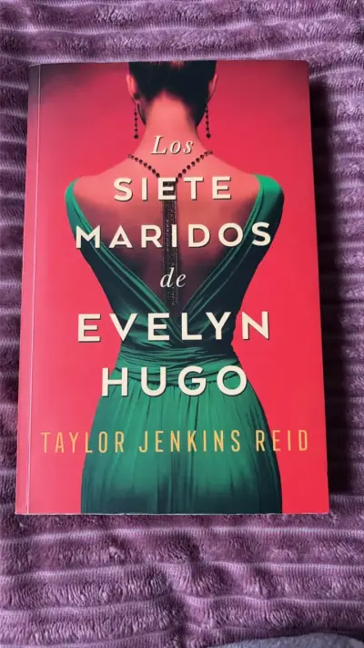 Libro Los Siete Maridos de Evelyn Hugo - miniatura 1