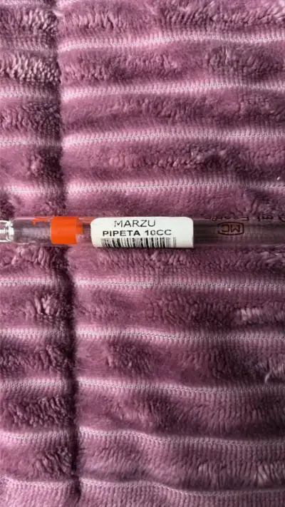 Pipeta de vidrio 10cc Marzu para laboratorio - miniatura 1