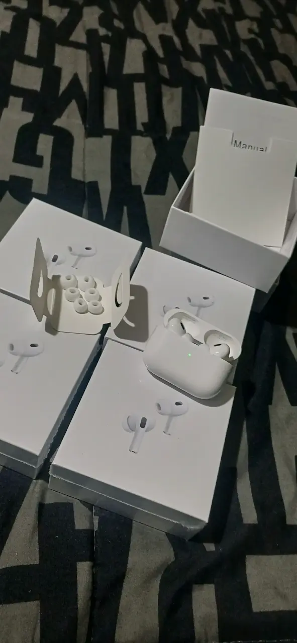 Auriculares inalámbricos con estuche de carga - 1