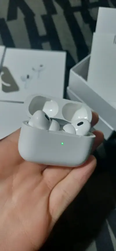 Auriculares inalámbricos con estuche de carga - miniatura 2