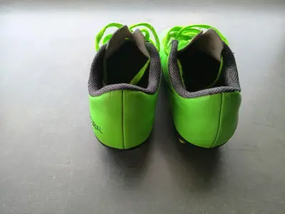 Zapatillas de fútbol Nike verdes para niños - miniatura 3