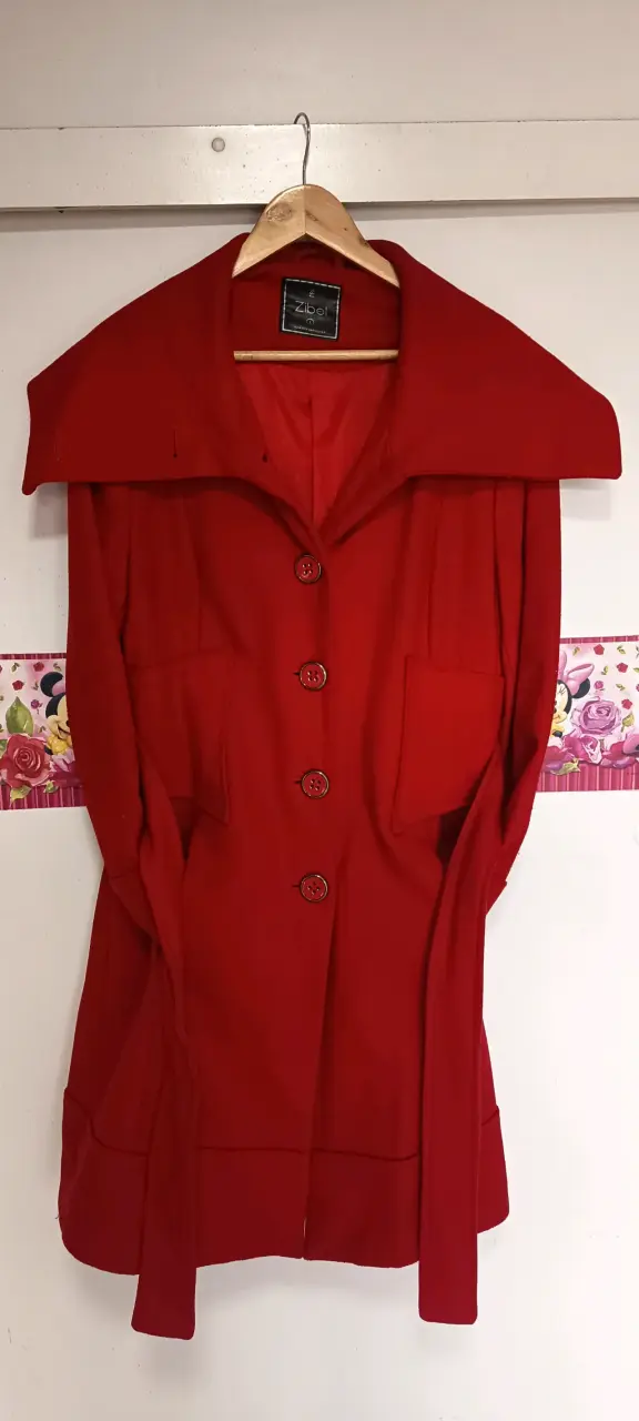 Abrigo rojo elegante para mujer Zibel - 1