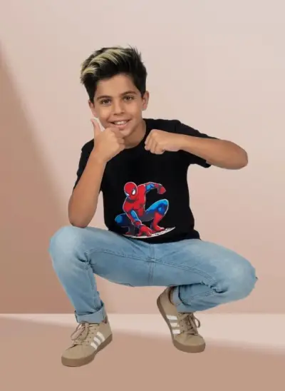 Polera de niño Spiderman negra Talla 6-8 (M) - miniatura 1