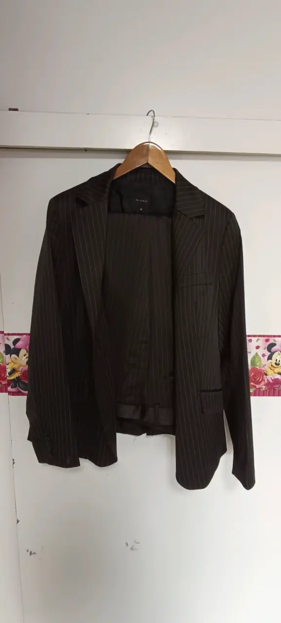 Traje Blazer de rayas mujer Alaniz talla 46 - 2