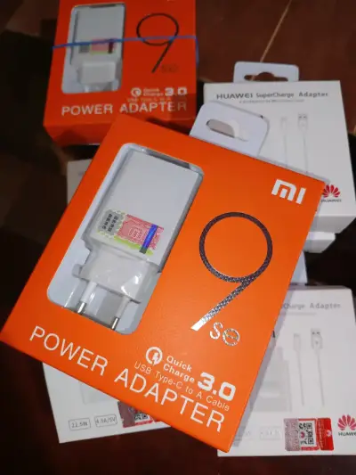 Cargador Rápido USB Tipo-C Xiaomi Mi 9 SE - miniatura 1