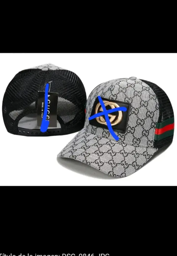 Gorra de diseño con logo y malla - 1