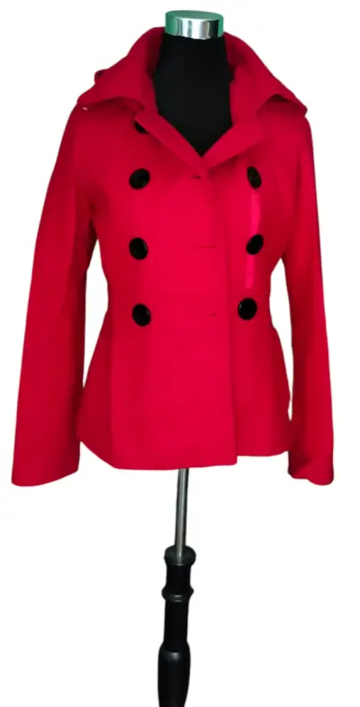 Abrigo rojo de mujer con botones grandes - miniatura 1