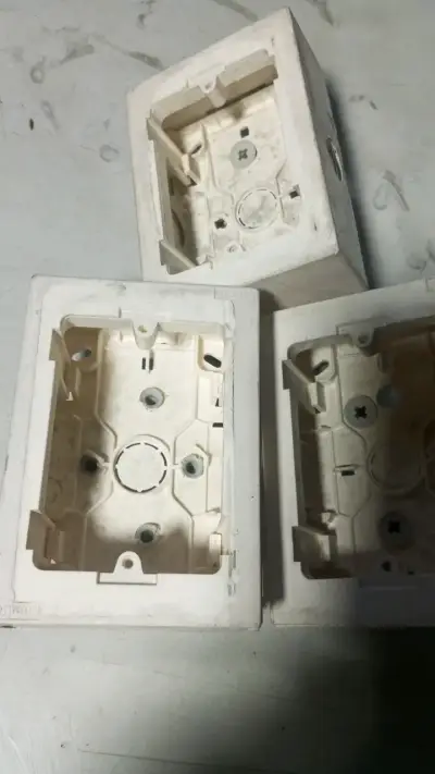 Cajas Chuqui Legrand lote 10 unidades - miniatura 1