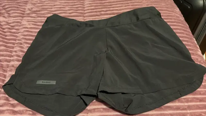 Shorts deportivos negros Kalenji para mujer - 1