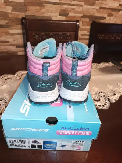 Zapatillas Skechers para niños con Memory Foam - miniatura 2