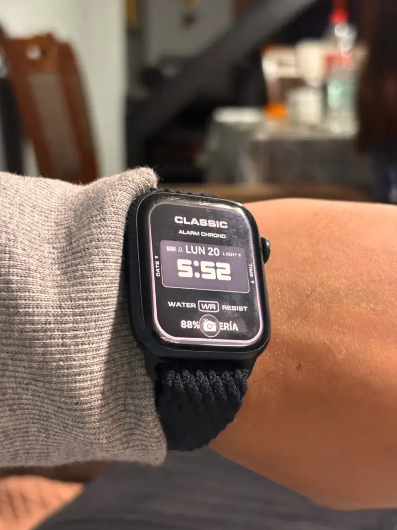 Apple Watch s7 - 3
