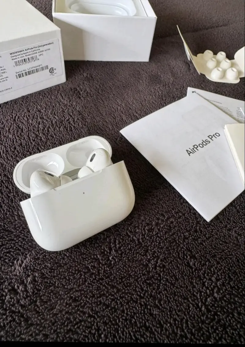 AirPods Pro 2 con estuche de carga inalámbrica - 4