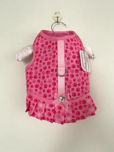 Arnés Vestido rosa para perrita - miniatura 1