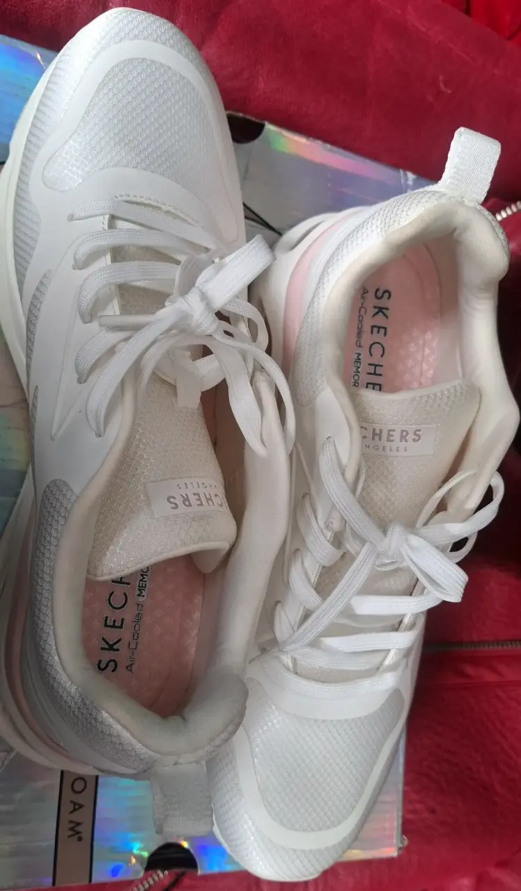 Zapatillas Skechers blancas para mujer