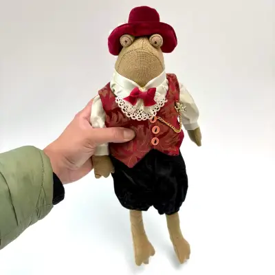Muñecos de rana con traje elegante vintage - miniatura 3
