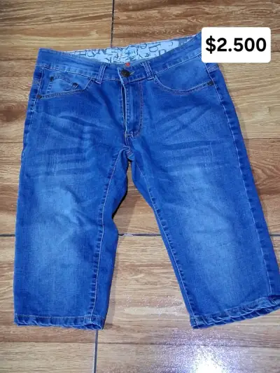 Jeans usados solo a $3.500, em muy buen estado - miniatura 3