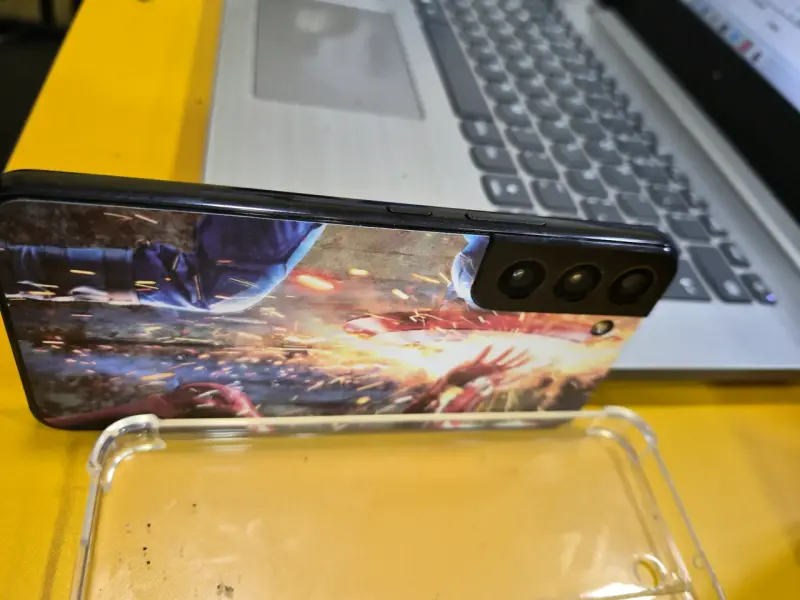 Smartphone S22 en buen estado - 2