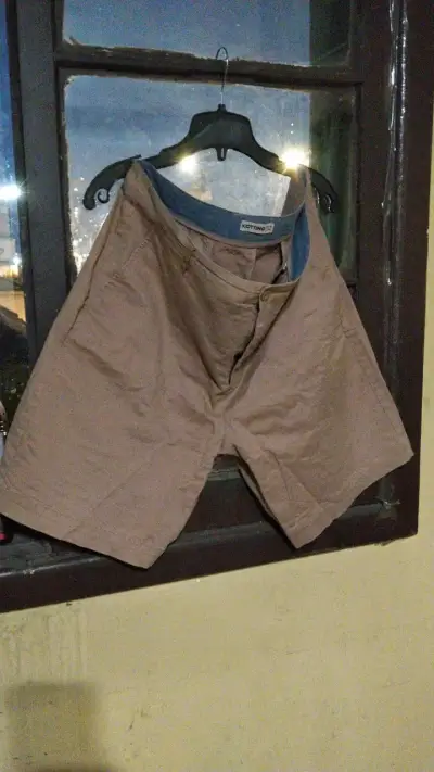 Bermudas de hombre color beige marca Kotting - miniatura 1