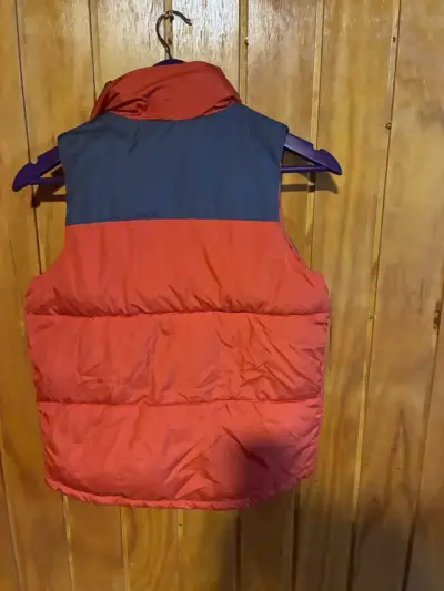Chaqueta sin mangas GapKids niño talla 6-7 - miniatura 4