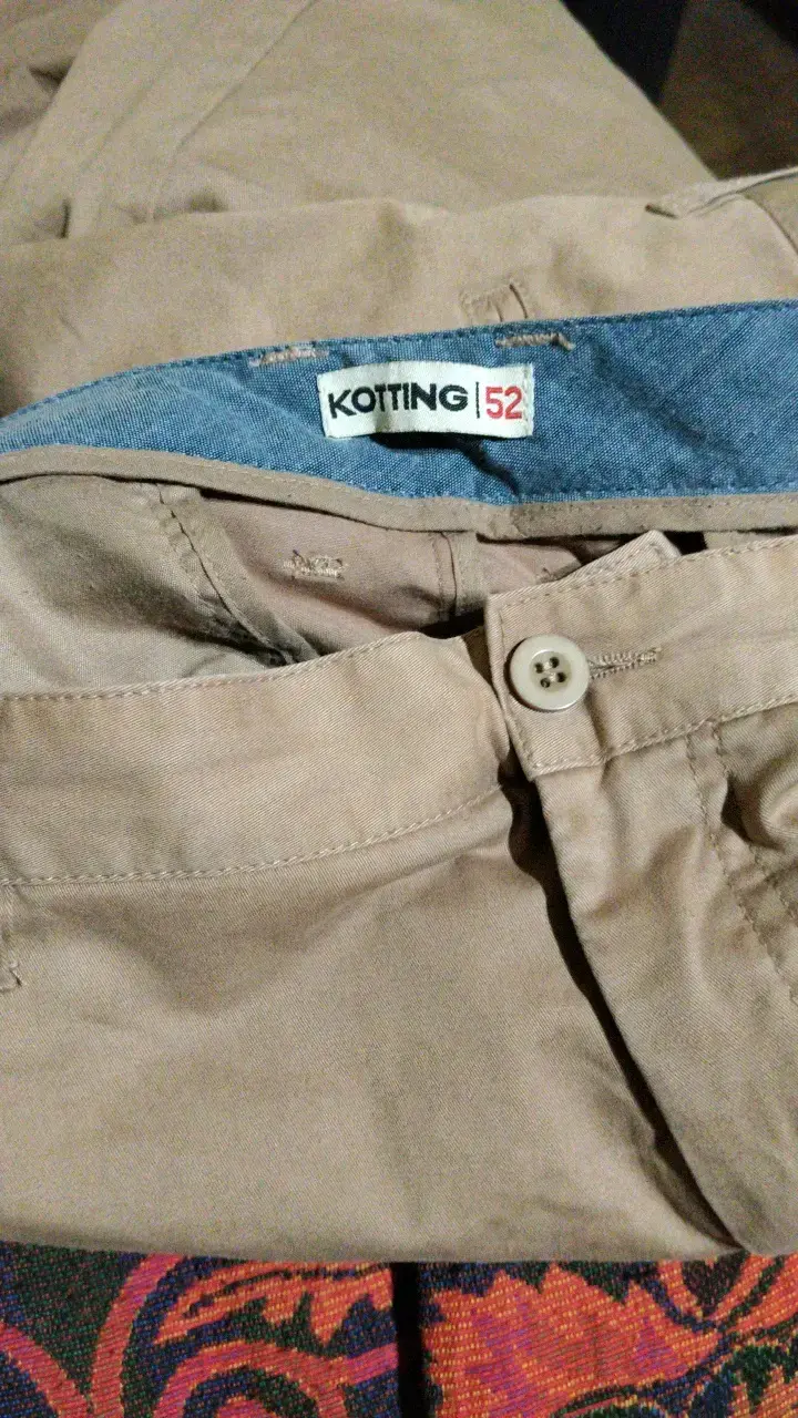 Bermudas de hombre color beige marca Kotting - 2