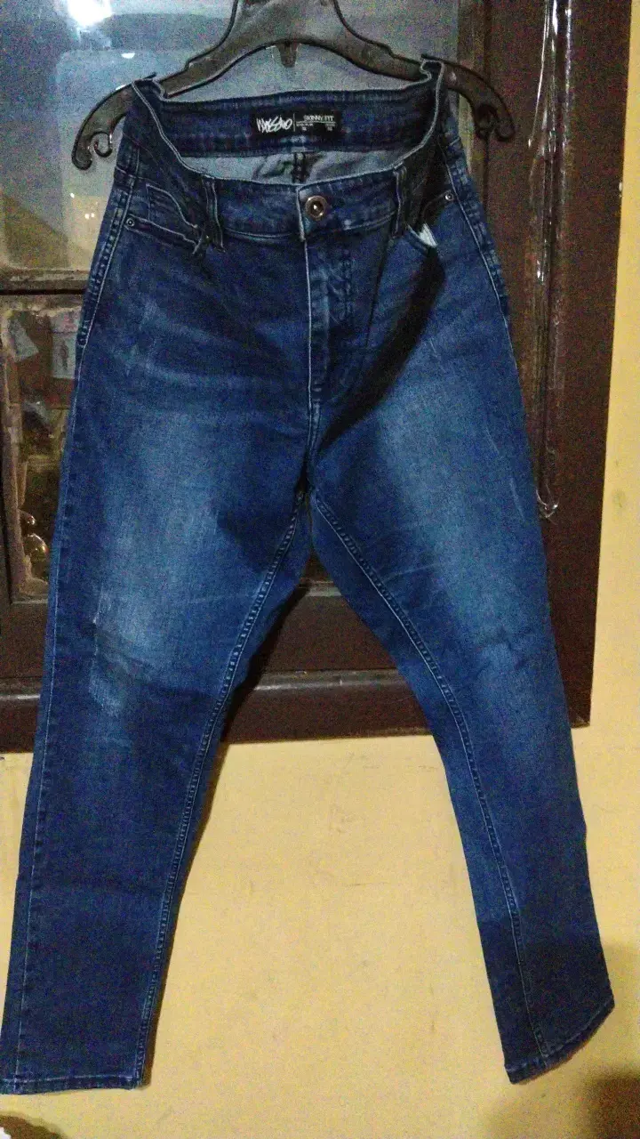 Jeans skinny fit azul para hombre