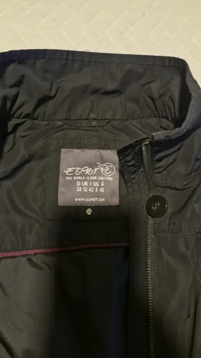 Parka delgada negra cargo para mujer - miniatura 3