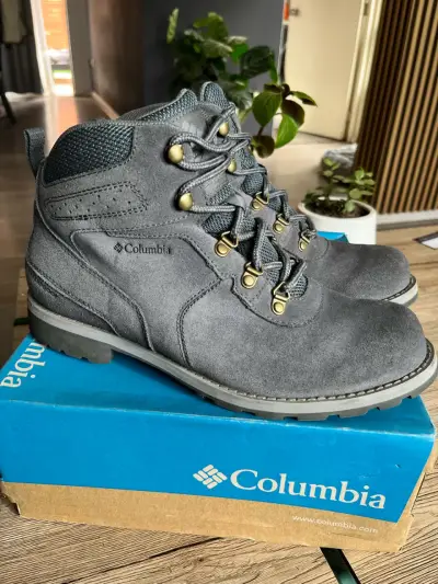Botas de montaña Columbia gris para hombre - miniatura 1