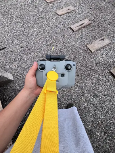 Drone DJI Mini 2 con accesorios y baterías adicionales - miniatura 3