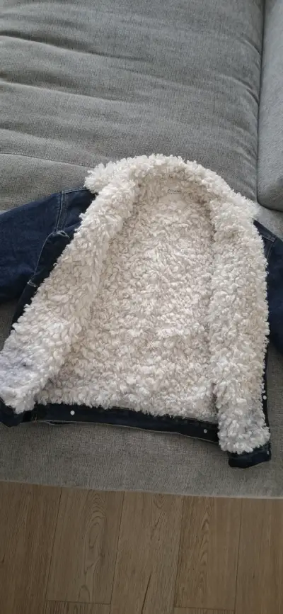 Chaqueta de mezclilla con forro de lana sintética - miniatura 2