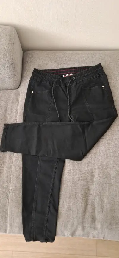Pantalones jogger negros para hombre - miniatura 1