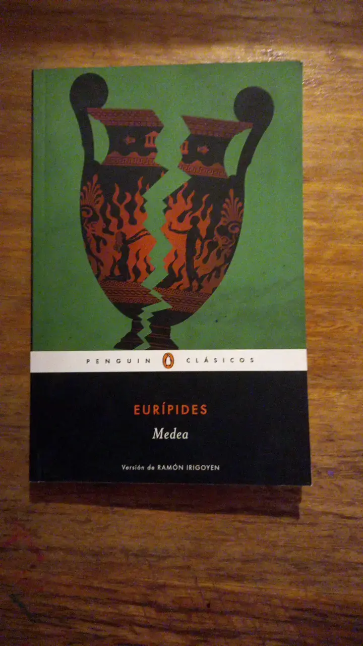 Libro Medea de Eurípides - Penguin Clásicos - 1