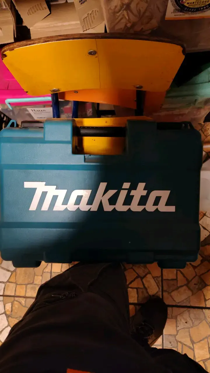 sierra oscilante Makita resistente - 1