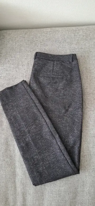 Pantalones de vestir grises para mujer Comma - miniatura 2