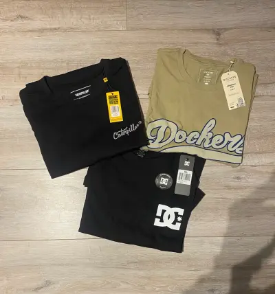 Pack de poleras Caterpillar, Dockers y DC - miniatura 1