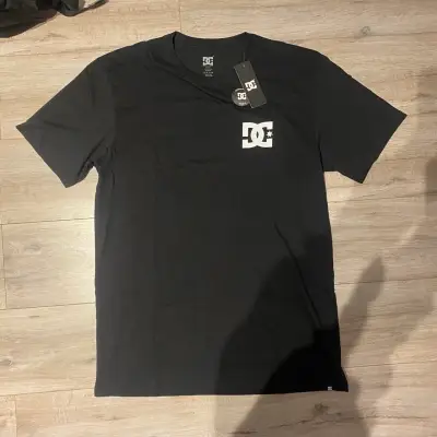 Pack de poleras Caterpillar, Dockers y DC - miniatura 2