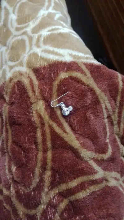 Aro de plata con diseño moderno - miniatura 2